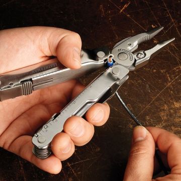 LEATHERMAN SUPER TOOL 300 Black Siyah
