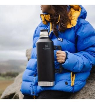 Stanley Klasik Vakumlu 2.3 Litre Çelik Termos Siyah