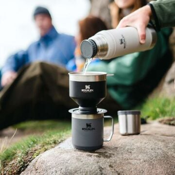 Stanley Klasik Brew Pour Over Paslanmaz Çelik Kahve Filtresi Demleyici Siyah 10-09383-030
