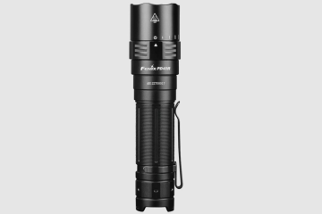 FENİX PD40R 3000 LÜMEN EL FENERİ MZ