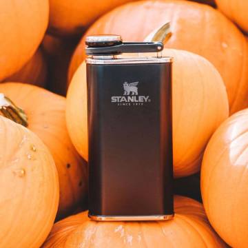 Stanley Klasik Paslanmaz Çelik Cep Matarası 0.23 LT- Siyah