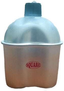 Square Bushcraft 930cv Taşlı Matara(kamuflaj Kılıflı)
