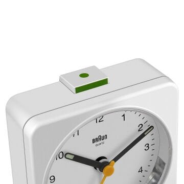 BRAUN BC03W BEYAZ KLASİK SEYAHAT ANALAOG ALARMLI MASA SAATİ
