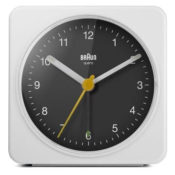 BRAUN BC03WB BEYAZ-SİYAH KLASİK SEYAHAT ANALAOG ALARMLI MASA SAATİ
