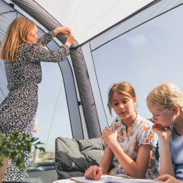 Outwell Monterey 4 Air 13 M² Blackroom 4 Kişilik Premium Şişme Çadır