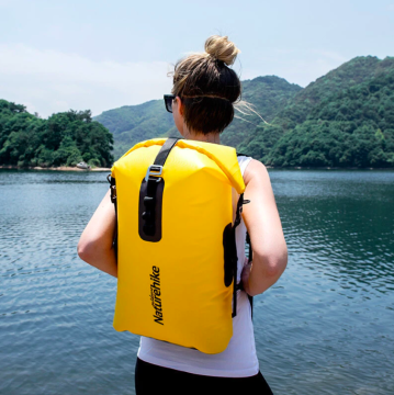 NatureHike 28 lt Su Geçirmez Sırt Çantası Sarı