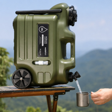 Madfox Galon Air PE Tekerlekli Musluklu Su Bidonu 28 Litre GREEN MZ