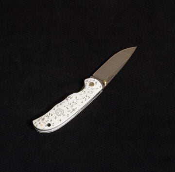 Kam İçten Kilitli Rulmanlı Tactical Çakı Beyaz Kam Davulu Desenli - T40 - N690