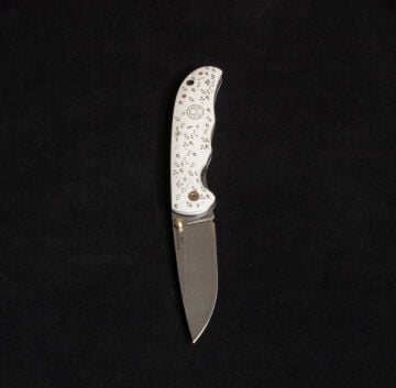 Kam İçten Kilitli Rulmanlı Tactical Çakı Beyaz Kam Davulu Desenli - T40 - N690