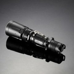 Nitecore Srt7 960 Lümen El Feneri (1x18650)