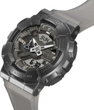 Casio GM-110MF-1ADR Erkek Kol Saati
