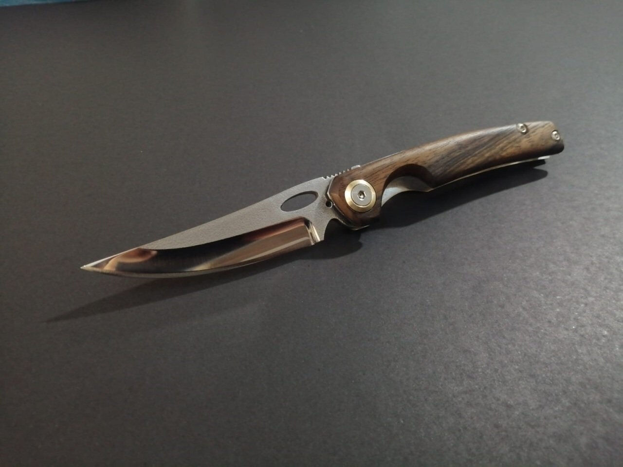 BushFolder Sayga Handmade Ceviz Çakı