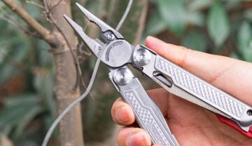 Swiss Tech 20 Fonksiyonlu Anahtarlık Multitool ST021062