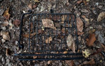 Bushcraft Orta Boy Akrobat Izgara Kılıflı