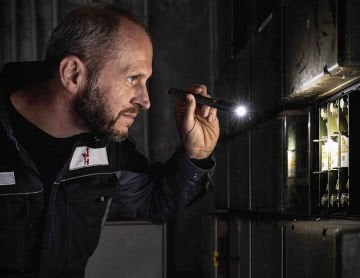 Led Lenser İW2R 150 Lümen Kompact Çalışma Lambası El Feneri