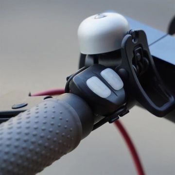 Overade Bloom Kask feneri dönüş sinyali ile