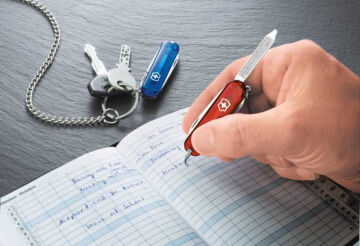 Victorinox 0.6225.T Signature Ruby Çakı