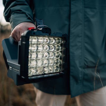 Led Lenser XP30R Alan Aydınlatma 32000 Lümen BOSCH Değişebilir Pilli El Feneri