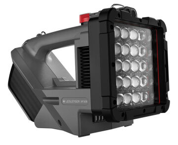 Led Lenser XP30R Alan Aydınlatma 32000 Lümen BOSCH Değişebilir Pilli El Feneri
