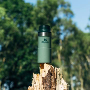 Stanley Klasik Trigger-Action Termos Bardak 0.25 LT 0,25 LT - Yeşil