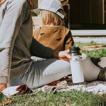 Stanley Klasik Trigger-Action Seyahat Bardağı 0.35 Lt 0,35 LT - Beyaz