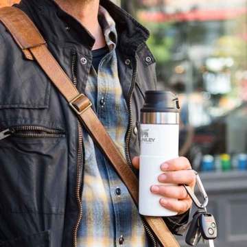 Stanley Klasik Trigger-Action Seyahat Bardağı 0.35 Lt 0,35 LT - Beyaz