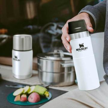 Stanley Klasik Trigger-Action Seyahat Bardağı 0.47 Lt 0,47 LT - Beyaz