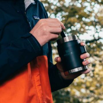 Stanley Klasik Paslanmaz Çelik Yemek Termosu Kaşıklı 0,40 LT 0,40 LT - Siyah