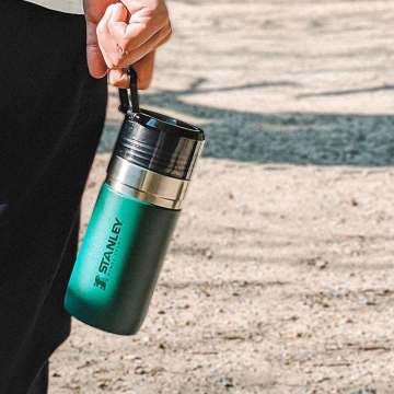 Stanley Vakumlu Go Paslanmaz Çelik Su Termosu 0.47 LT 0,47 LT - Yeşil