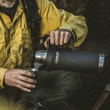 Stanley Master Vakumlu Termos 1.3 Lt 1,3 LT - Siyah