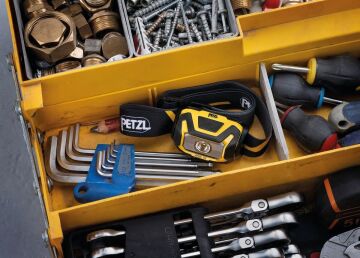 PETZL ARIA 1R Kafa Feneri (475 lümen) E069CB00
