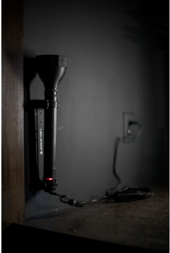 Led Lenser X21R 5000 Lümen El Feneri