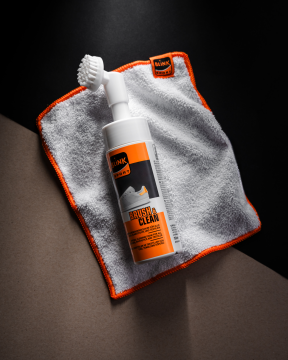 Blink Sport Brush & Clean Fırçalı Temizleme Köpüğü 150 ml