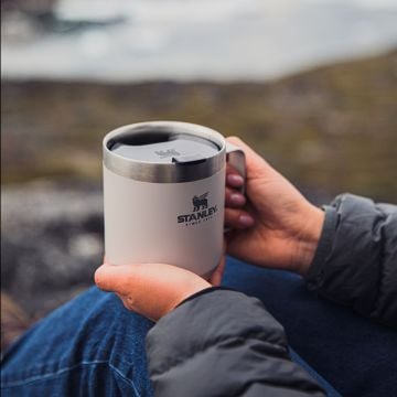 Stanley Klasik Paslanmaz Çelik Termos Bardak 0,35 LT Koyu Beyaz