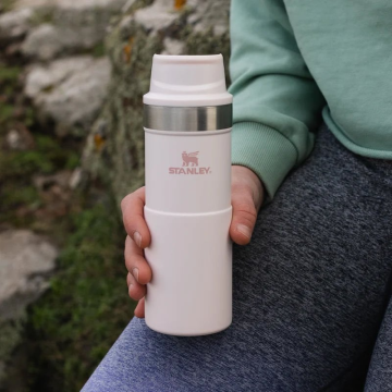 Stanley Klasik Trigger-Action Termos Bardak 0.35 LT Açık Pembe