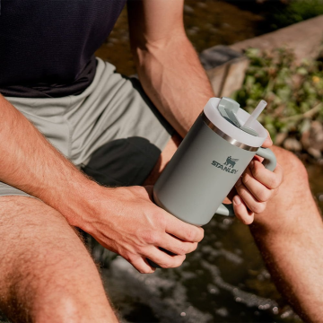 Stanley Quencher Pipetli Termos Bardak 1.18 Lt Yeşil