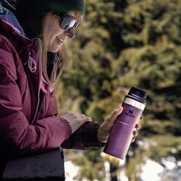 Stanley Klasik Trigger-Action Termos Bardak 0,47 LT - Bordo